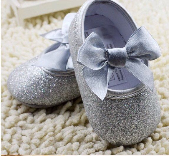 How To Put On Infant Shoes