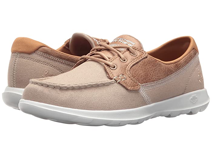 boat shoes for wide feet